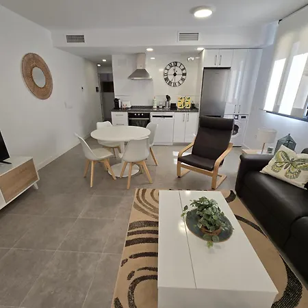 Pedregalejo Apartamento *